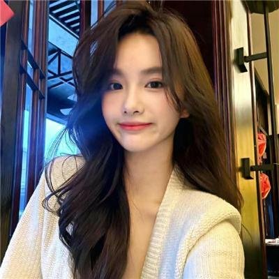 美丽俏佳人